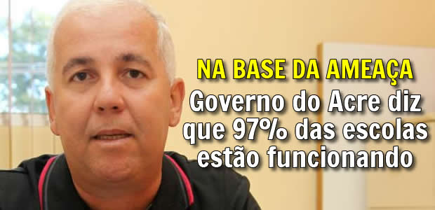 Após ameaçar demissão e corte de salários, governo diz que 97% das escolas estão funcionando